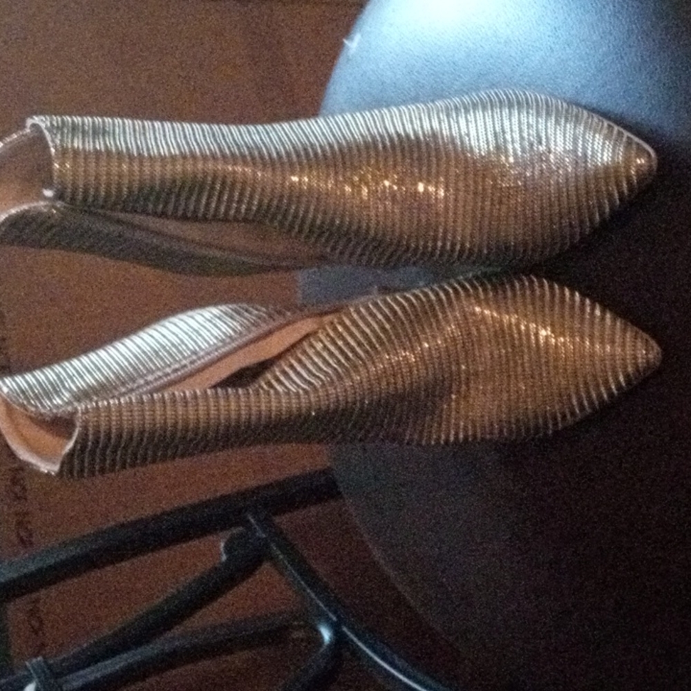 Shoe